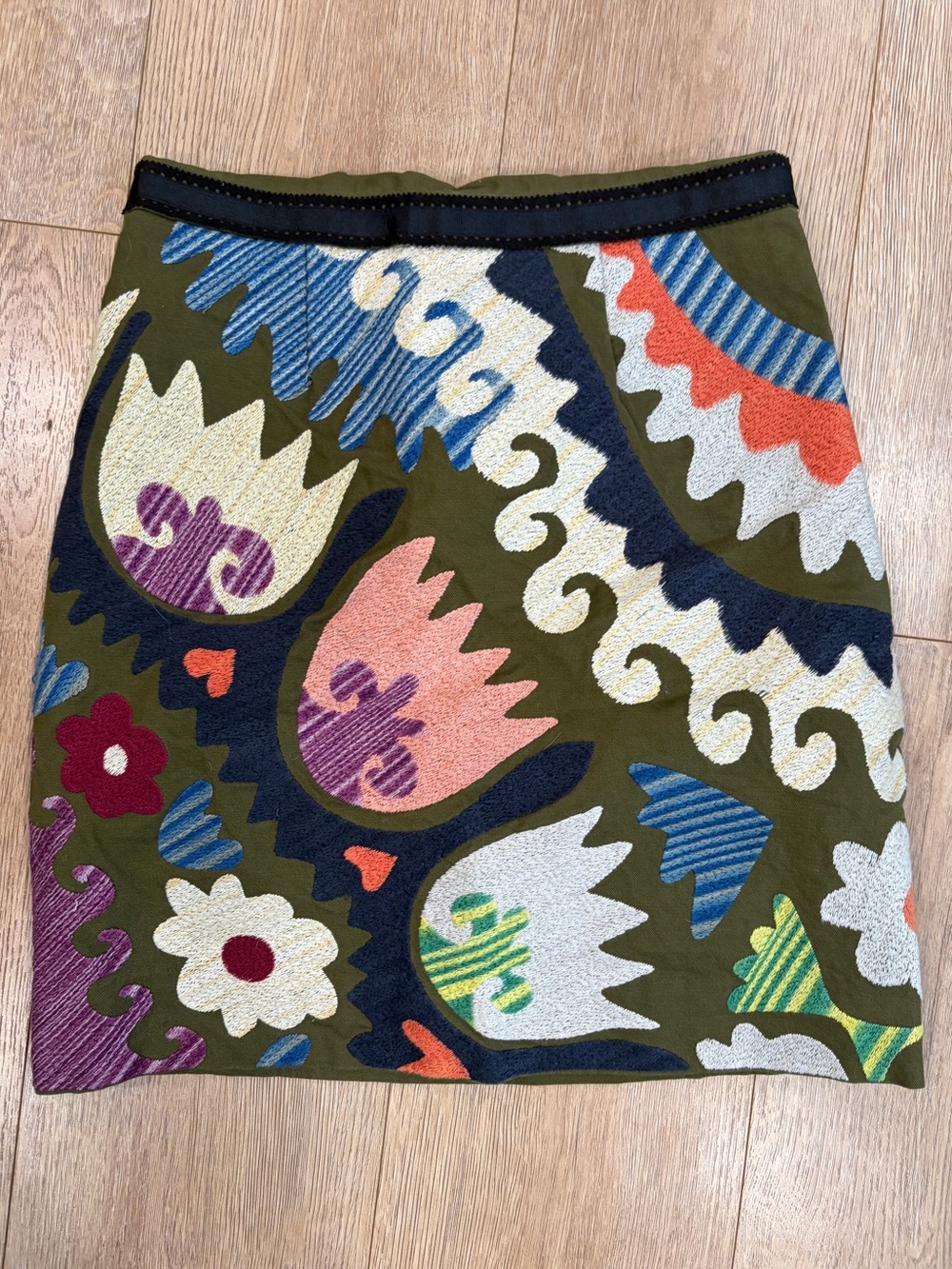 Anthropologie Vanessa Virginia Tulipa Embroidered Olive Green Skirt Size 2
